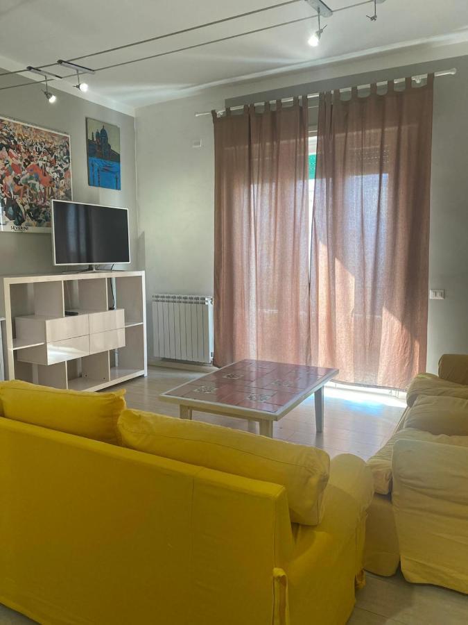 Md House Bed & Breakfast Civitavecchia Exterior photo
