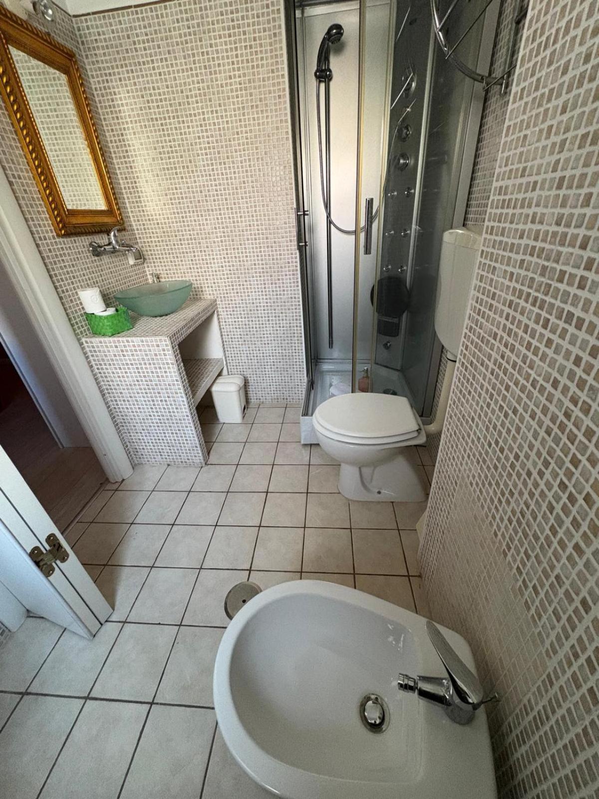 Md House Bed & Breakfast Civitavecchia Exterior photo